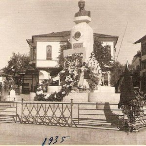 1935 Cumhuriyet Meydanı_46.jpg